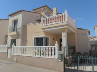 3 Bedrooms - Villa - Alicante - For Sale