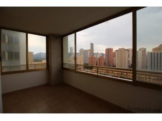 Apartamento de 2 dormitorios y 1 baño en buen estado en..