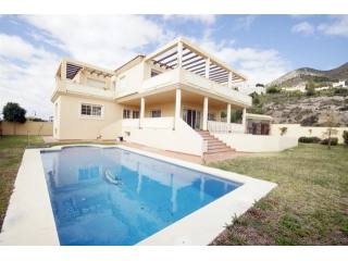 5 Bedrooms - Villa - Malaga - For Sale