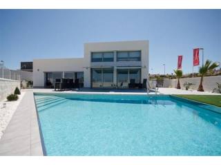 3 bed 2 bath Villa with Pool,full Eco..
