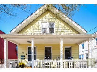 3 bedroom Town House For Sale: 50 EDGAR..