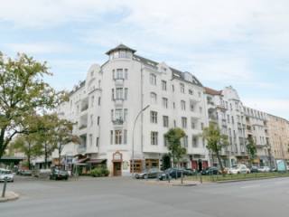 Fully Renovated and Vacant Apartment..