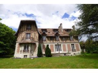 6 bedroom Character For Sale: 02600..