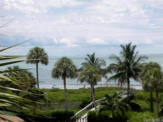2 bedroom Condominium For Sale:..
