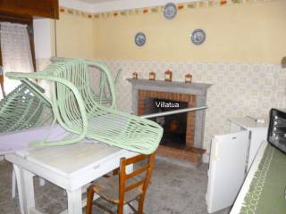 Village/town House - For Sale -..