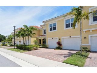 2 bedroom Town House For Sale: 81..