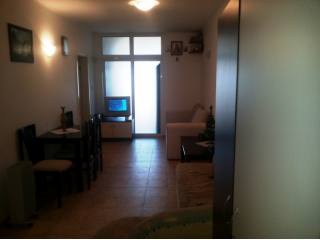 350?/?2! Fully Furnished 2br/1.5ba..