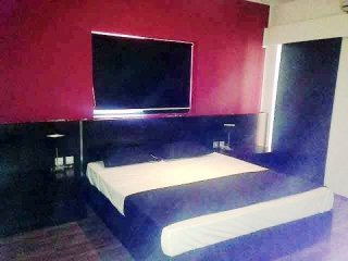 Flat, Luxurious Finish