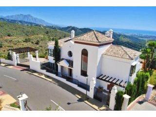 6 bedroom detached villa for sale