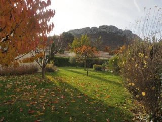 Pretty Villa With 3 Bedrooms, Garden, 2..
