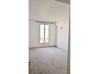 Large one bed in Parc Imperial