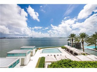 2 bedroom Flat For Sale: 1331 Brickell..