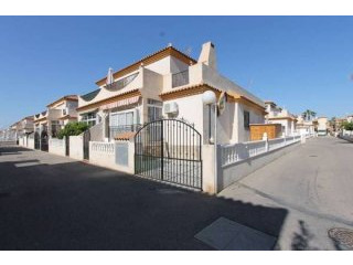 2 Bedroom 2 Bathroom Townhouse In Playa..