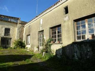 2 Bedrooms - House - Poitou-Charentes -..