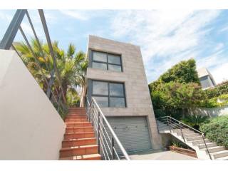 3 bedroom Detached House For Sale:..