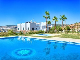 2 Bedrooms - Apartment - Malaga - For..