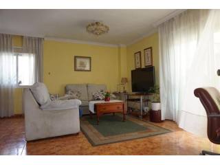 Apartment - Apartment located in the..