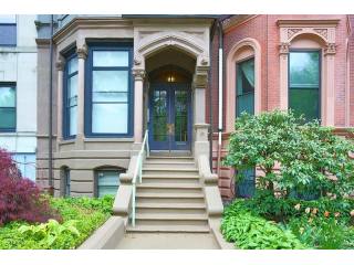 4 bedroom Block of Apartments For Sale:..