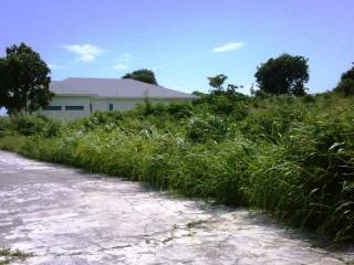 Singlefamilyvacant - This great hilltop..