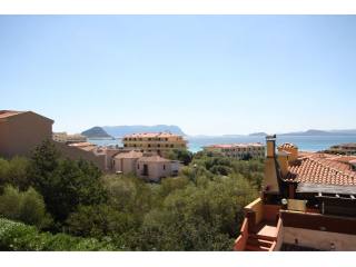 1 Bedroom - Attic - For Sale