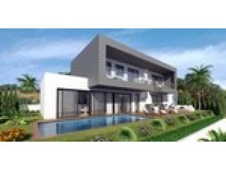 4 Bedrooms - Villa - Malaga - For Sale