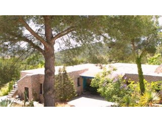 Property in secluded area with faraway..