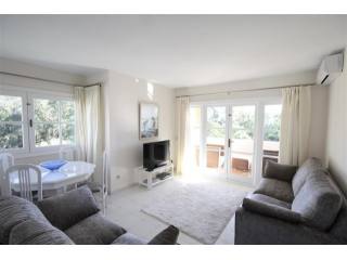 2 Bed Apartment for sale in Calahonda