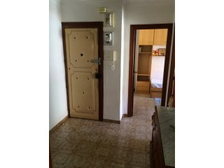 3 bedroom, 1 bathroom Apartment, (build..