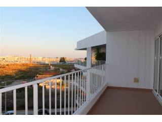 LARGE THREE BEDROOM APARTMENT WITH..