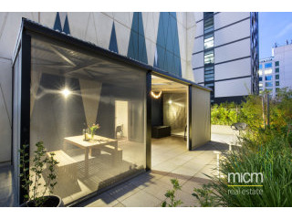 Enormous Terrace! Futuristic Living!