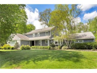4 bedroom House For Sale: 6 DOGWOOD..
