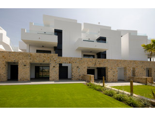 3 Bedrooms - Villa - Alicante - For Sale