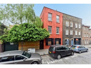 Heneage Street E1