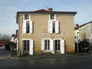 3 Bedroom House to Improve