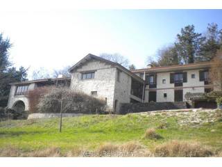 6 bedroom House For Sale: 76270..