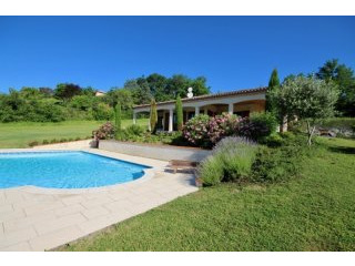 Stunning 3 bedroomed contemporary villa..