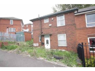3 bedroom, Semi-detached House house..