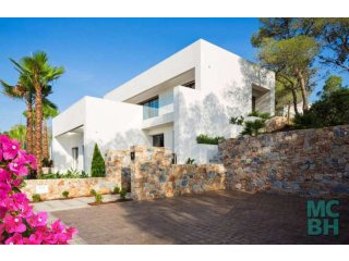 Luxurious New Build Golf Villas For..