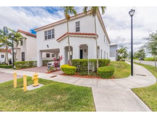 5 bedroom House For Sale: 17168 SW 90th..