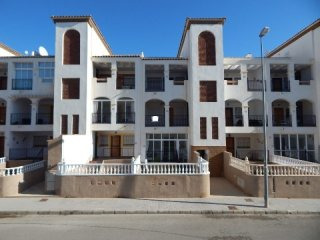 2 Bedrooms Apartment For Sale
