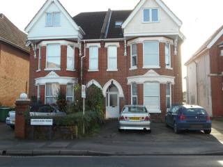 Shirley Southampton Flat for rent.