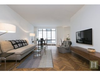 1 bedroom Apartment For Sale: 17 WEST..