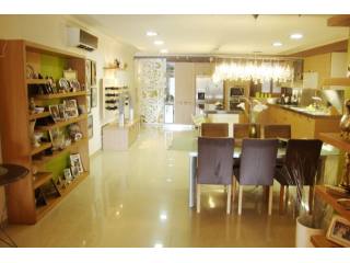 Seafront Luxury Apartment