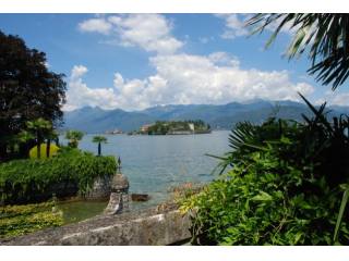 2 bedroom Apartment For Sale: Stresa, IT