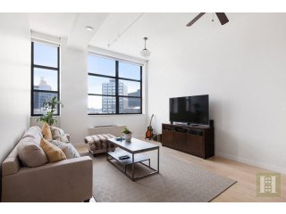 1 bedroom Apartment For Sale: LARGE 1..