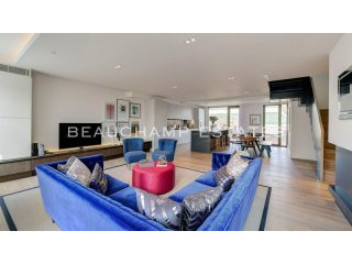 3-4 Great Marlborough Street, W1
