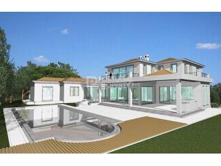 7 bedroom Plot + Project in Encosta do..