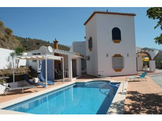 Villa for Sale in Arenas 375.000 €