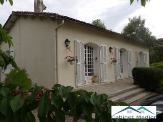 3 Bedrooms - Stone House -..