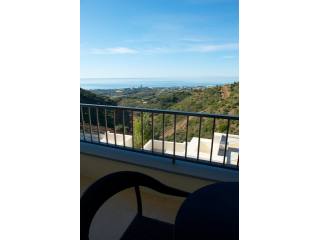 APARTMENT FOR SALE LOS MONTEROS